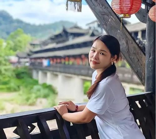 长沙市美协国画艺委会走进湘西龙山惹巴拉写生线上作品展(图28) 长沙市美协国画艺委会走进湘西龙山惹巴拉写生线上作品展(图28)