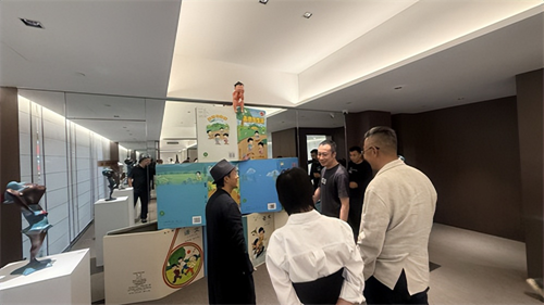 向上·向上雕塑展宋庄启幕 吴梁焰“红领少年”解码符号与生命力量(图7) 向上·向上雕塑展宋庄启幕 吴梁焰“红领少年”解码符号与生命力量(图7)