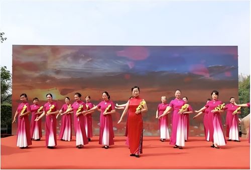 湖南首届国潮文化艺术节开幕啦!(图6) 湖南首届国潮文化艺术节开幕啦!(图6)